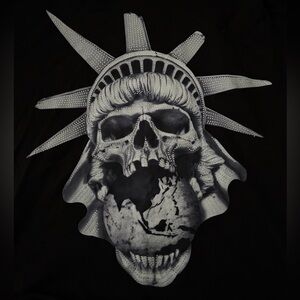 Roku Dead Libery Hoodie 🗽